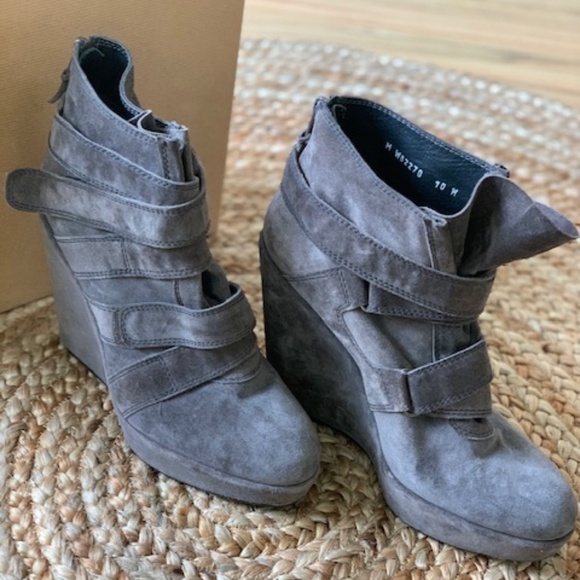 STUART WEITZMAN-SZ 10W - Picture 2 of 6